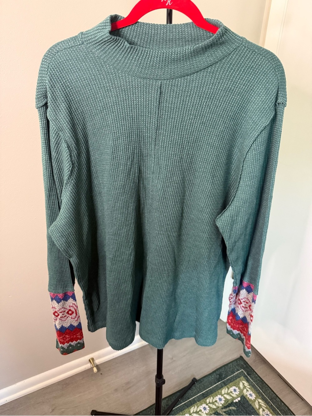 Maurice’s Green Waffle Knit Mock Neck with patterned sleeves - 2X